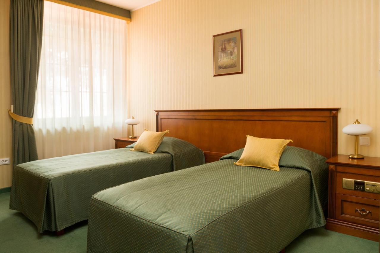 Stacja Nowa Gdynia Bed & Breakfast Aquapark ซเกียร์ซ ภายนอก รูปภาพ