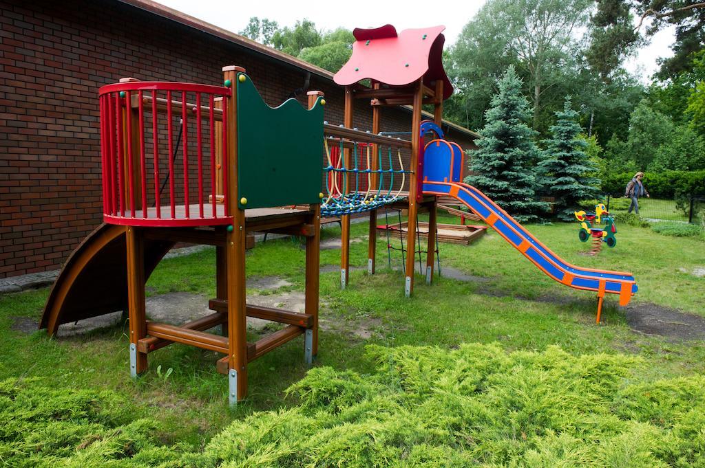 Stacja Nowa Gdynia Bed & Breakfast Aquapark ซเกียร์ซ ภายนอก รูปภาพ